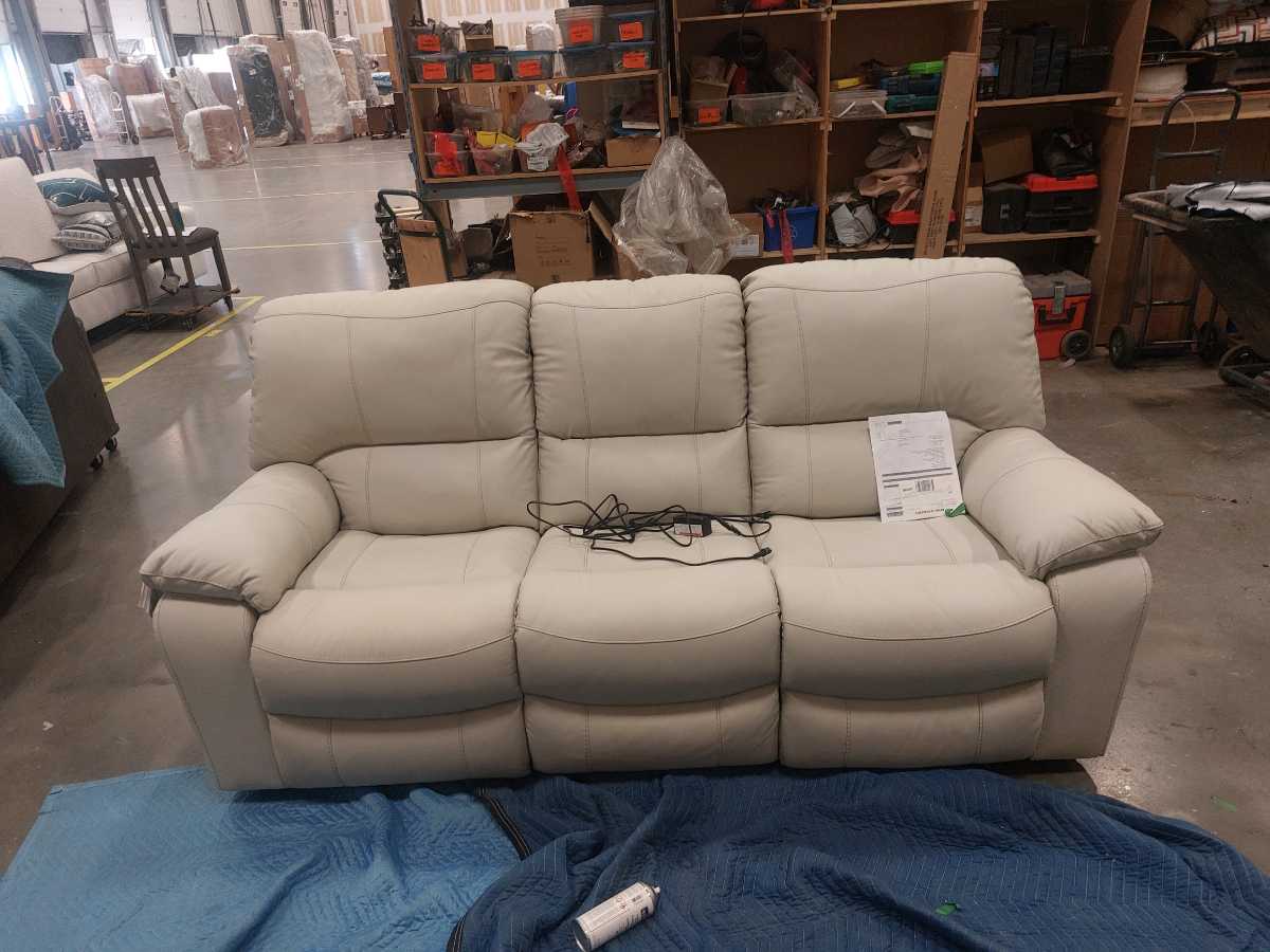 Leesworth Power Reclining Sofa - Coconut - Gallery Image 4
